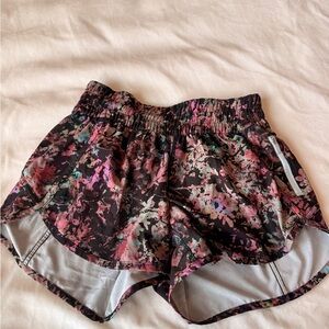 Women’s Lululemon shorts